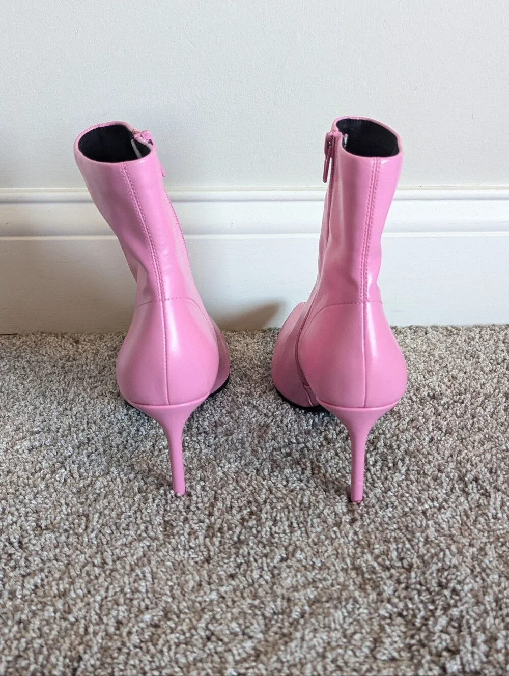 Jeffrey Campbell Nixie Faux Leather Short Boots - Bubble Gum Pink sz 8.5